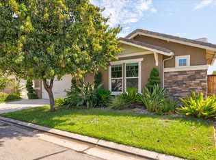 1619 N Piccadilly Ln, Clovis, CA 93619