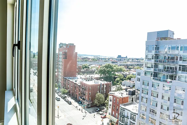 Rented by Urban Realty NYC | media 25