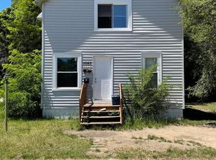 1043 Chestnut St, Muskegon, MI 49442