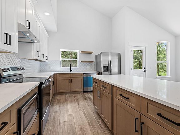 4th image of 113 Mokulua Ln