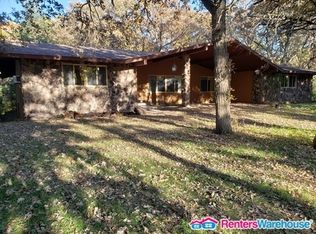 555 127th Ln NW, Coon Rapids, MN 55448