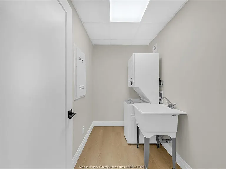 11646 Tecumseh Rd E #507 — Photo 45