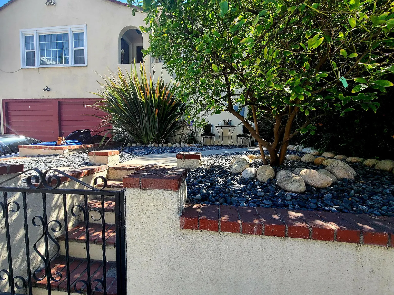 2 bed, 1300 sqft, $3,550 — Photo 1
