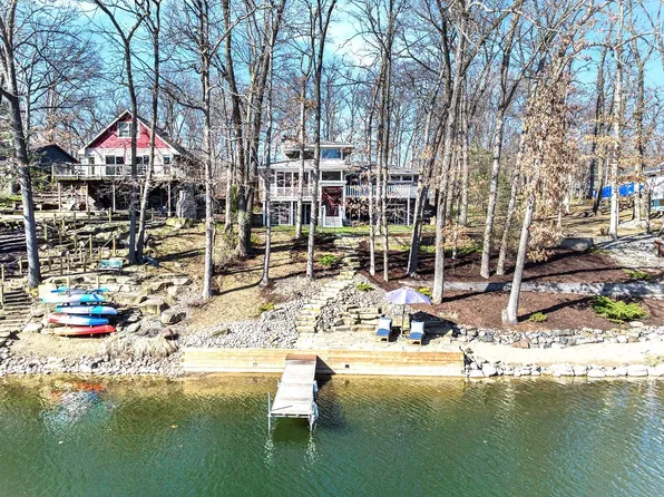 11821 Killarny Cir, Jerome, MI 49249