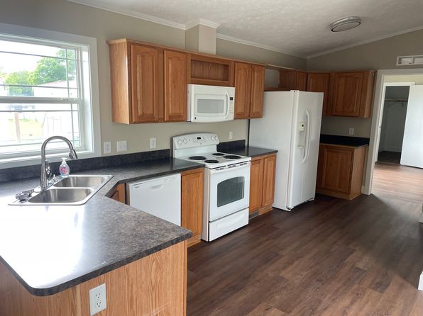 1303 E 6th St TRAILER 1