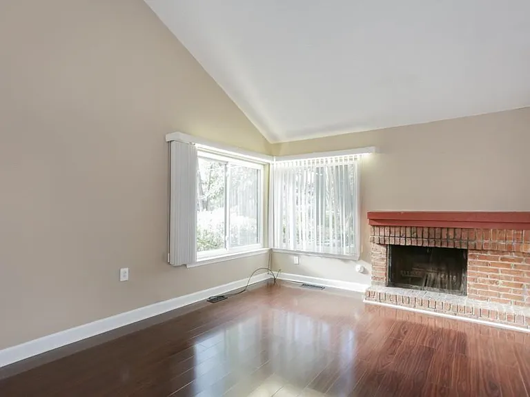 3087 Balearic Dr SE — Photo 4