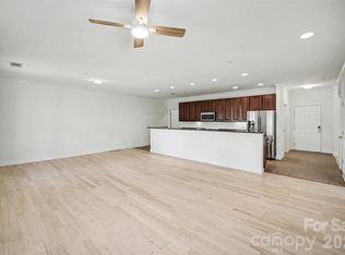 1000 E Woodlawn Rd APT 415, Charlotte, NC 28209