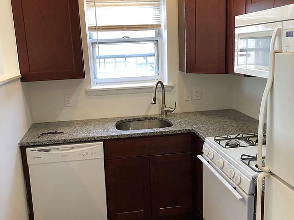 5th image of 545 Christian St Floor 3