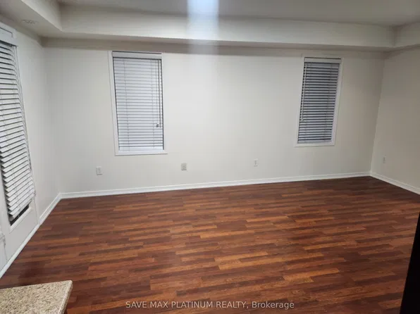 2444 Post Rd Unit 15, Oakville, ON L6H 0J2