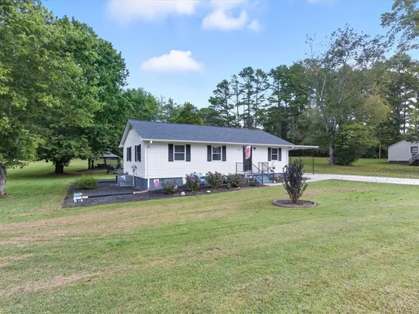 1050 Highlands Hwy, Walhalla, SC 29691