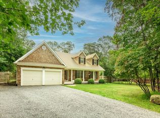 27 Pembroke Dr, East Hampton, NY 11937