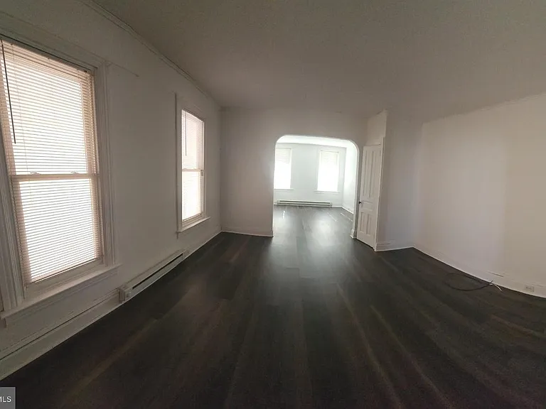 1441 W Philadelphia St #1 — Photo 1