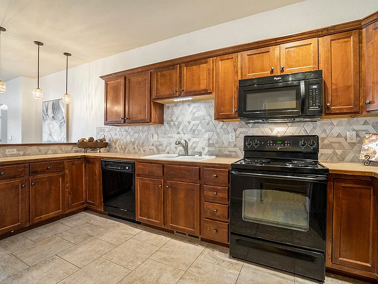 2178 Cape Hatteras Dr #10 — Photo 5