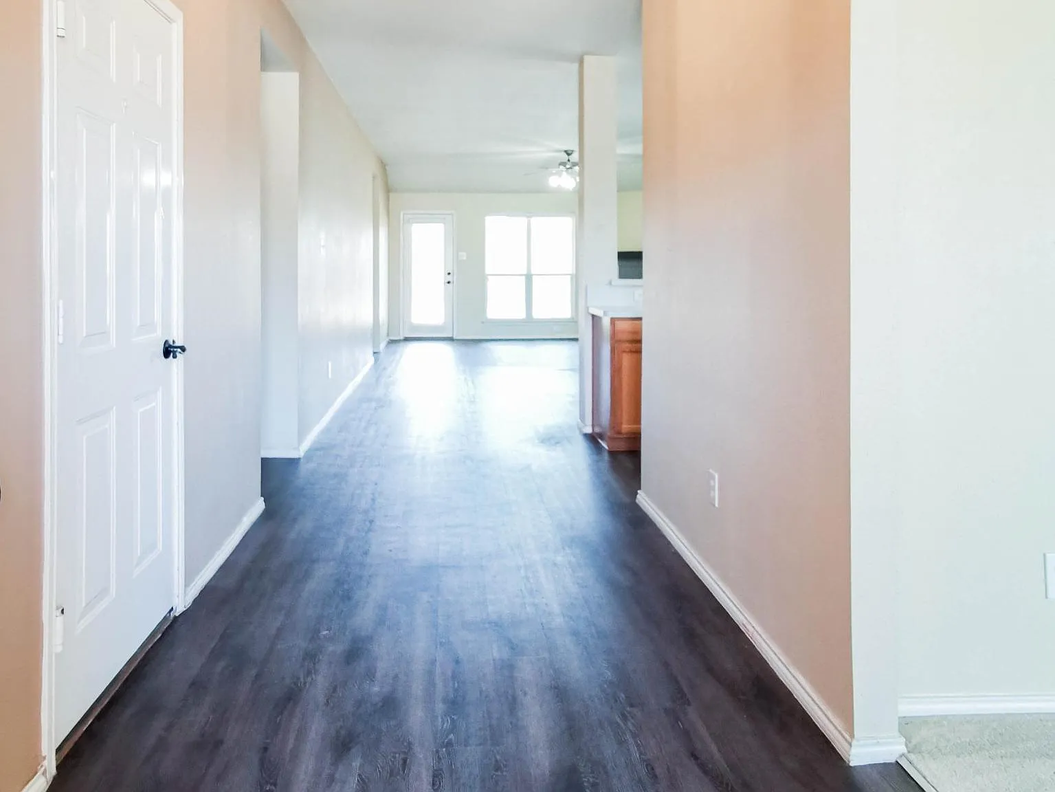 3 bed, 1651 sqft, $2,195 — Photo 2