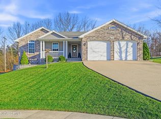 415 Spring Ave, Holts Summit, MO 65043