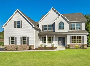 12 Callaway Dr, Monroe, NY 10950