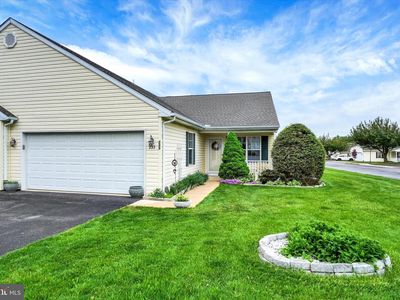 233 Equine Cv, Red Lion, PA, 17356
