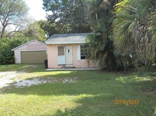 2966 McNeil Rd, Fort Pierce, FL 34981