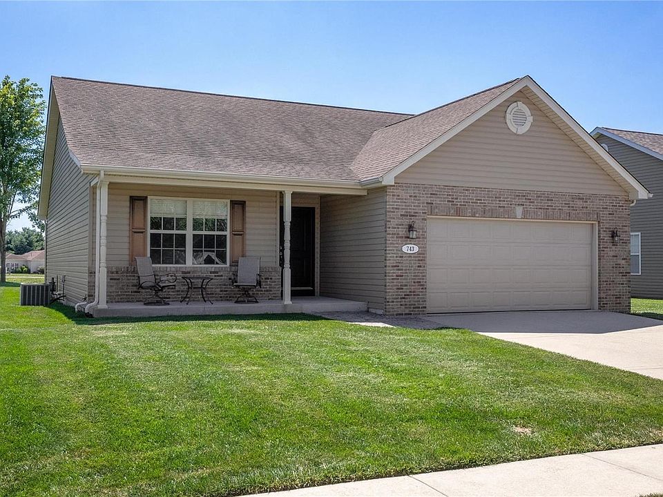 743 Moorland Cir, Mascoutah, IL 62258 Zillow