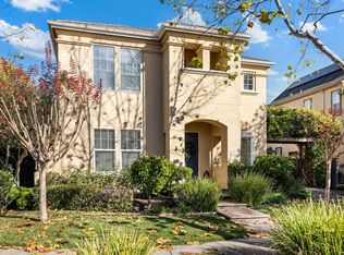 528 Hawk Dr, Petaluma, CA 94954