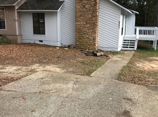 6483 Kelmscot Ct, Fayetteville, NC 28303