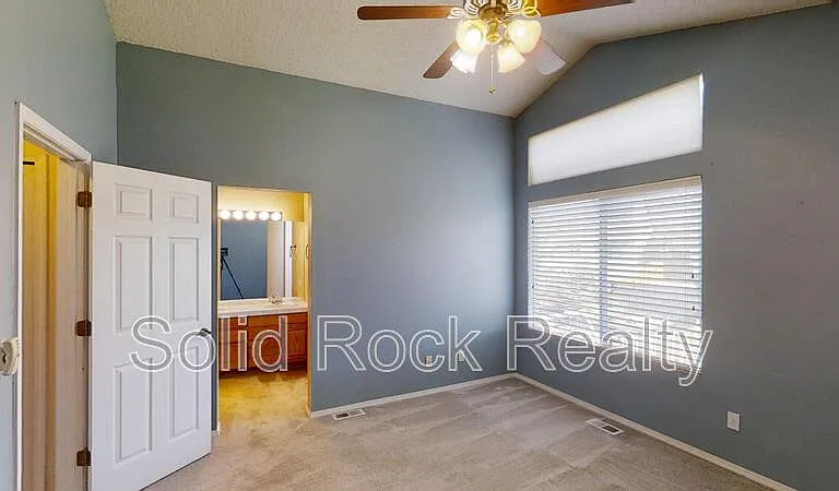 8175 Saint Helena Dr — Photo 12