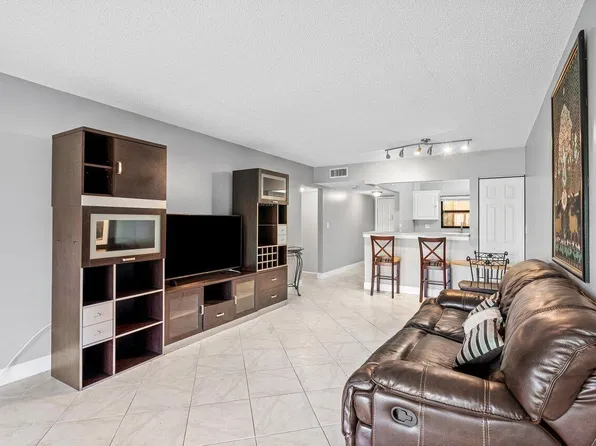 (undisclosed Address), Boynton Beach, FL 33426