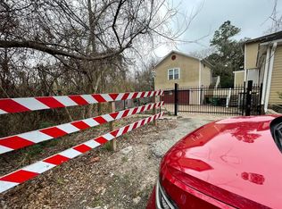 345 Parkview St, Houston, TX 77009