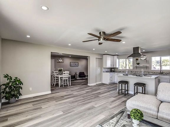 4th image of 7332 N 17th Ave