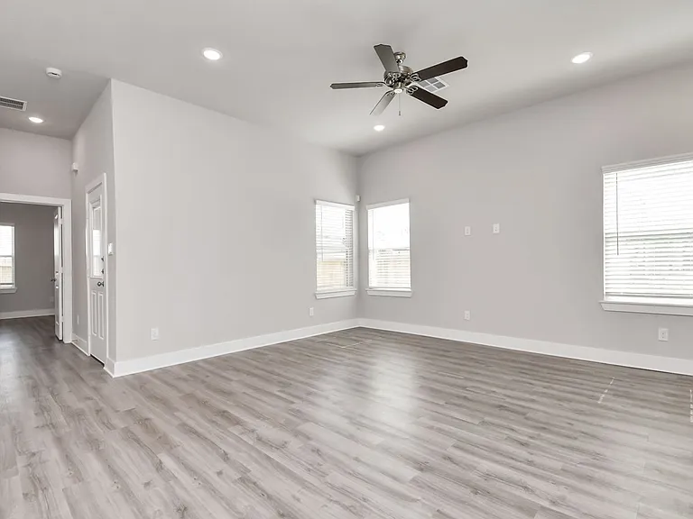 21039 Shore Oak Dr #B — Photo 18