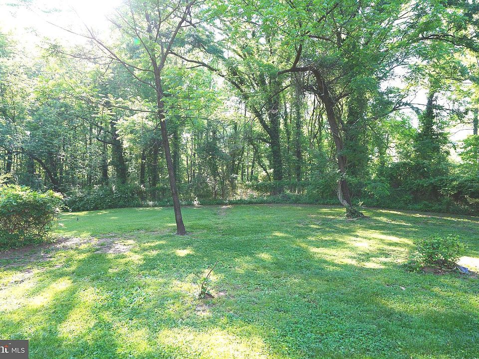 1st image of Greenbelt Rd