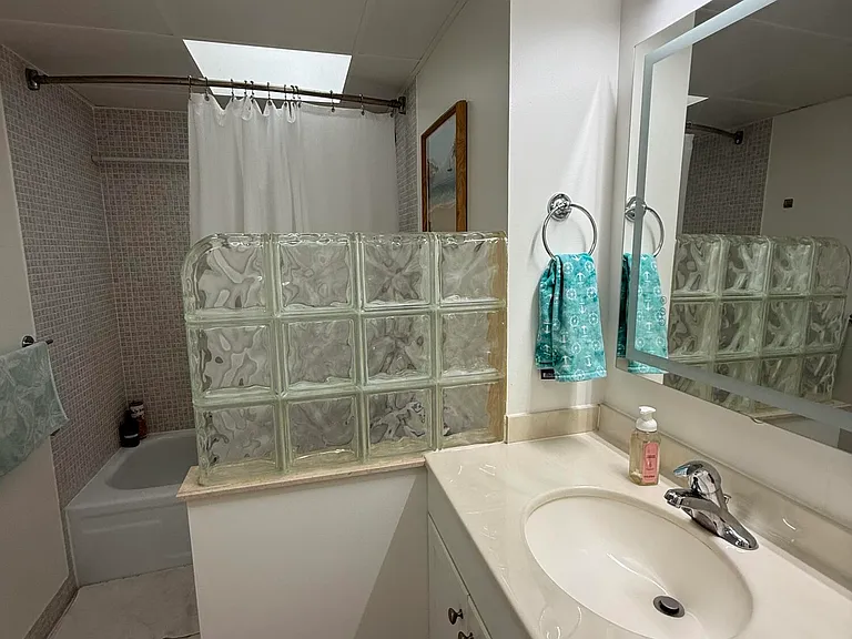 111 Briny Ave #905 — Photo 20