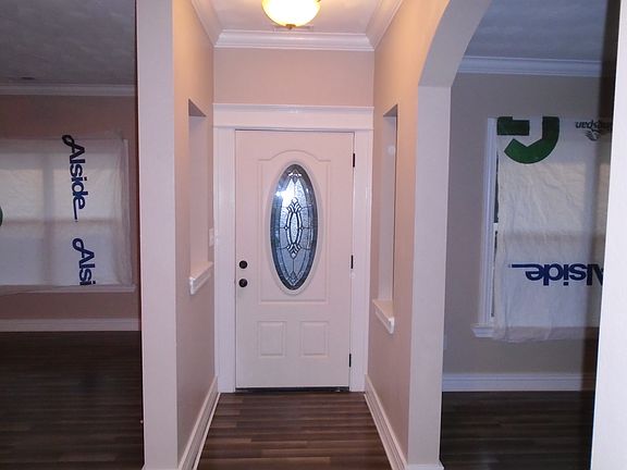 2nd image of 537 Mount Vernon Ave