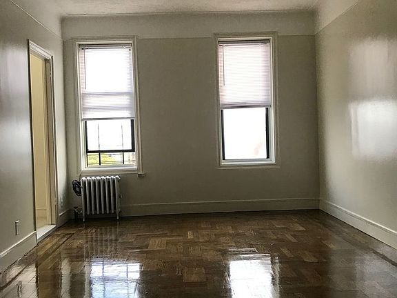 2nd image of 288 Crown St APT 5L