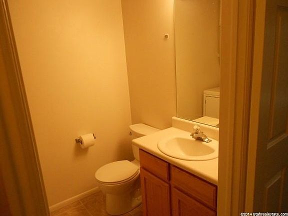 5th image of 808 E Green Vista Ct