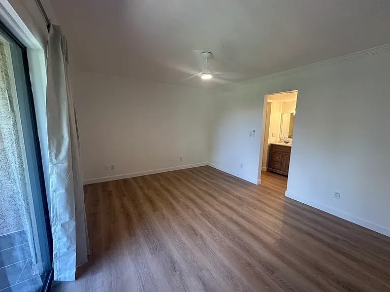 8649 E Royal Palm Rd #204 — Photo 14