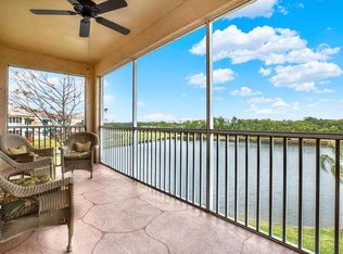 6363 99th Way N APT 12A, Saint Petersburg, FL 33708