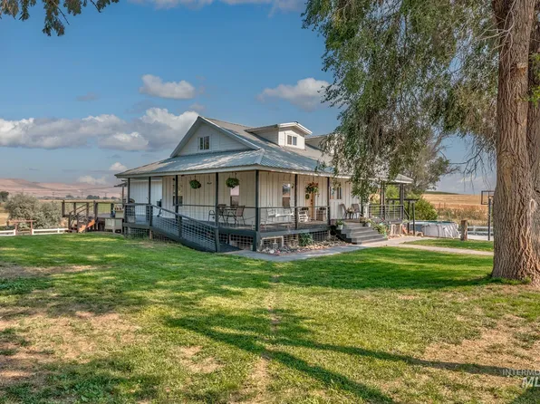 1951 6th Ave W, Vale, OR 97918