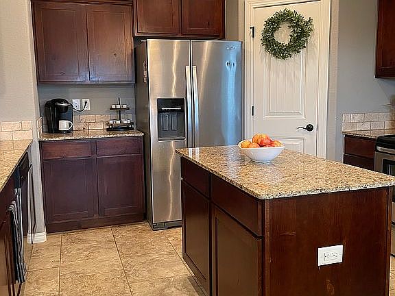 4th image of 3541 W Foxtail Lily Ln