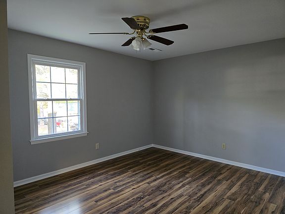 Primary Bedroom - Half Bath