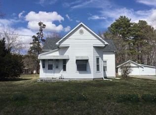 11203 Yellow Banks Rd, Benton, IL 62812