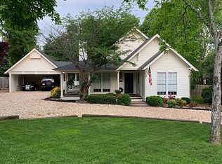 12 Willow Wood Ln, Cartersville, GA 30120