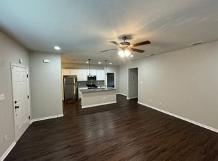 1089 Grindstone Rd SUITE 102, Weatherford, TX 76087