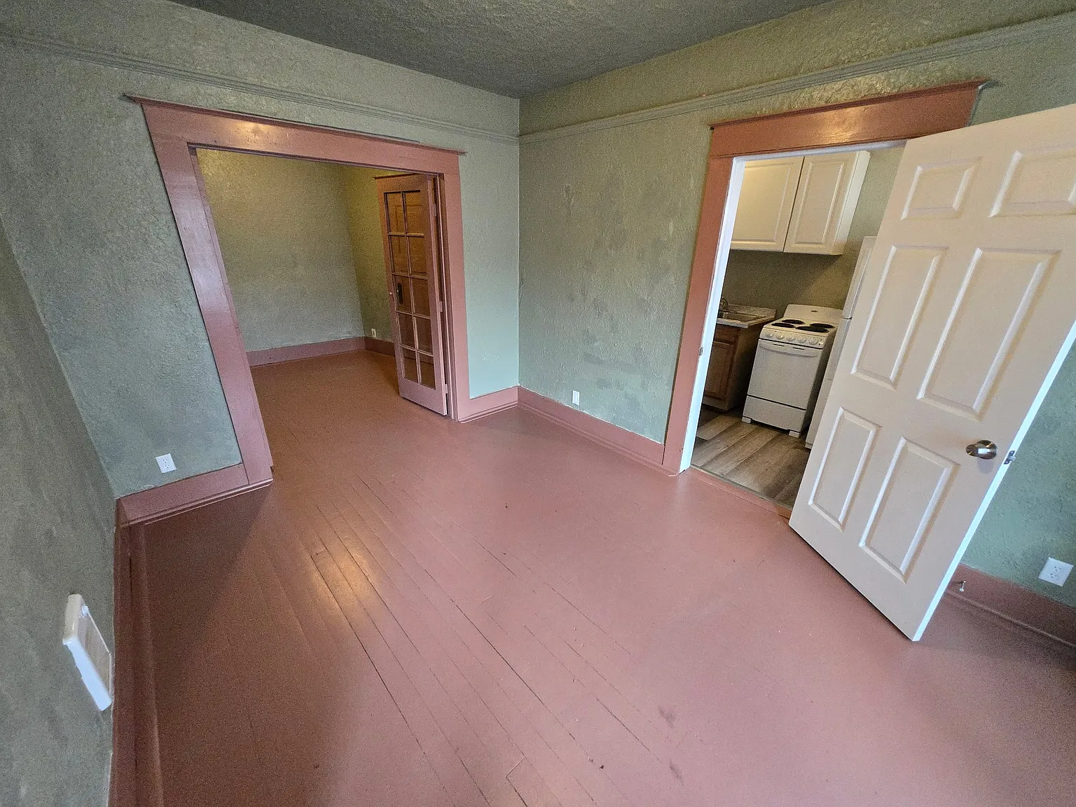 1 bed, 408 sqft, $1,050 — Photo 2