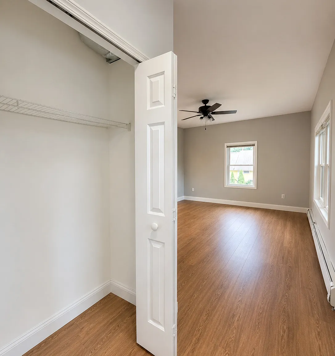 4 bed, 2.5 bath, 2464 sqft, $3,750 — Photo 4