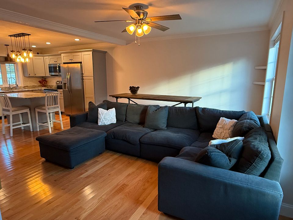 Open-Concept Living Room