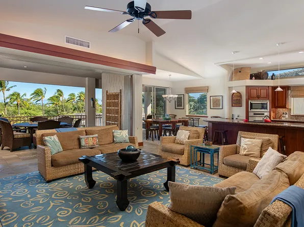 68-1025 N Kaniku Dr APT 307, Kamuela, HI 96743