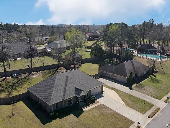 3rd image of 13895 Morganrose Dr