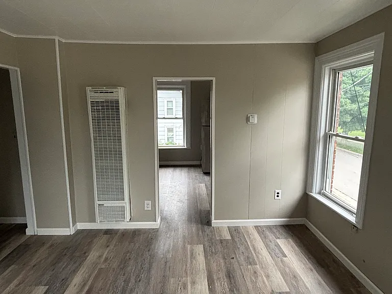 121 Mixer St #3 — Photo 2