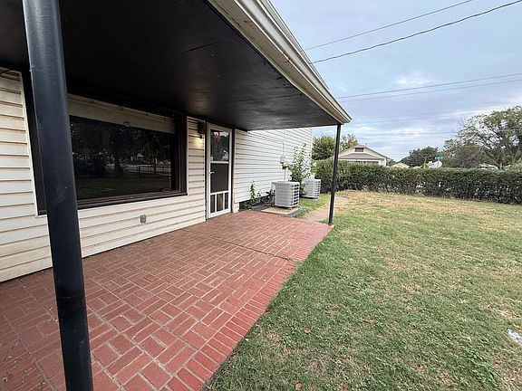 5th image of 424 N 10th St